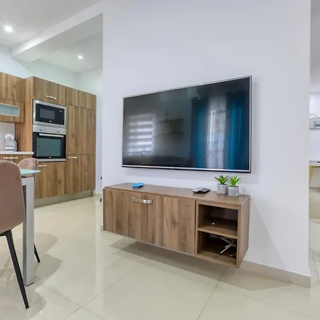 Appartement Comfy 2br In The Centre With Wifi & Ac By 360 Estates San Pawl il-Baħar