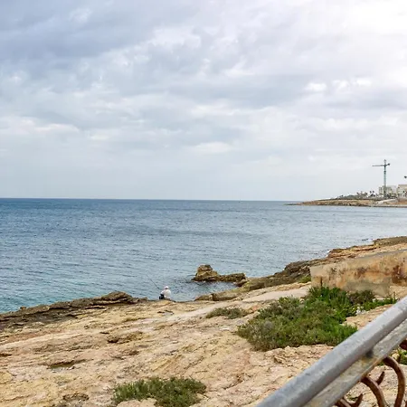 Comfy 2br In The Centre With Wifi & Ac By 360 Estates *